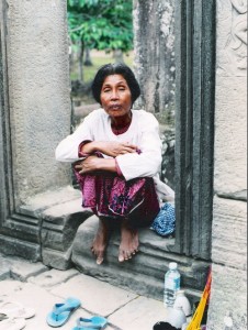 Au seuil d'un temple, Violette Dougados-Morais