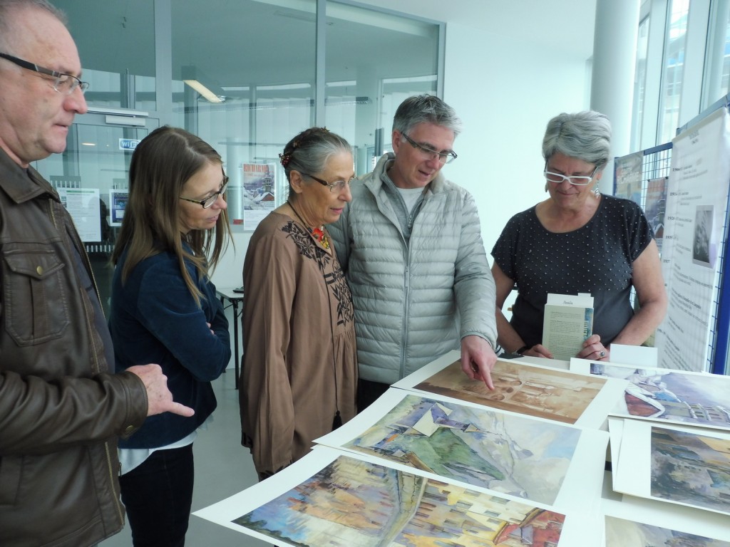 Espace culturel & Archives, St Jean de Maurienne, devant les oeuvres de Richarme, 6 avril 2016